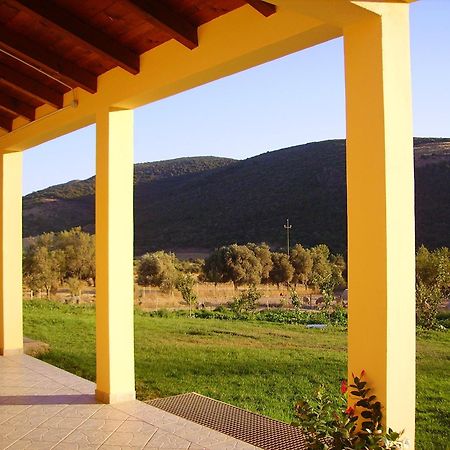 Agriturismo La Grotta Del Tesoro Santadi Exterior photo