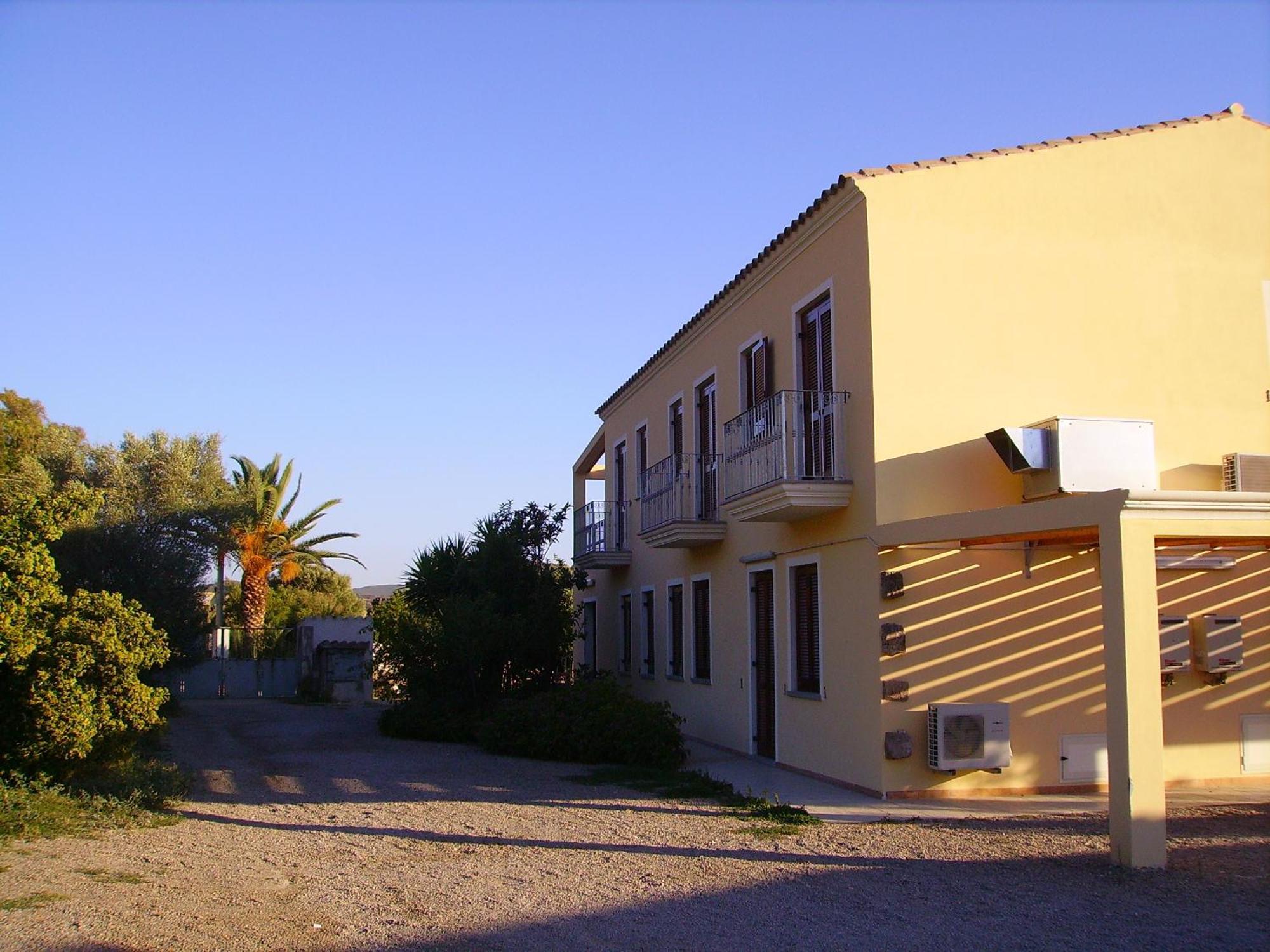 Agriturismo La Grotta Del Tesoro Santadi Exterior photo